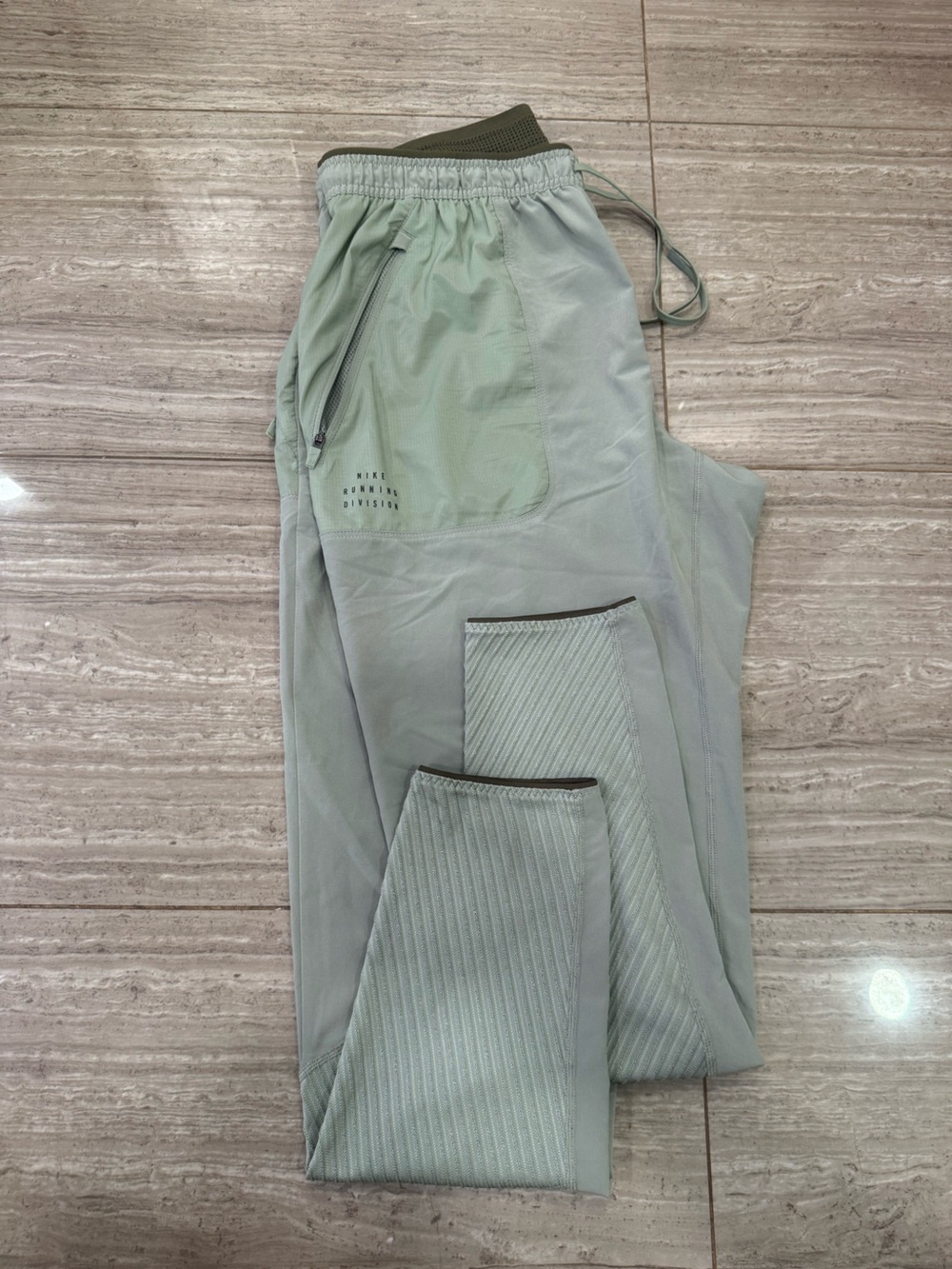 Nike Men's M Tall Dri-Fit Run Division Phenom Running Pants Green